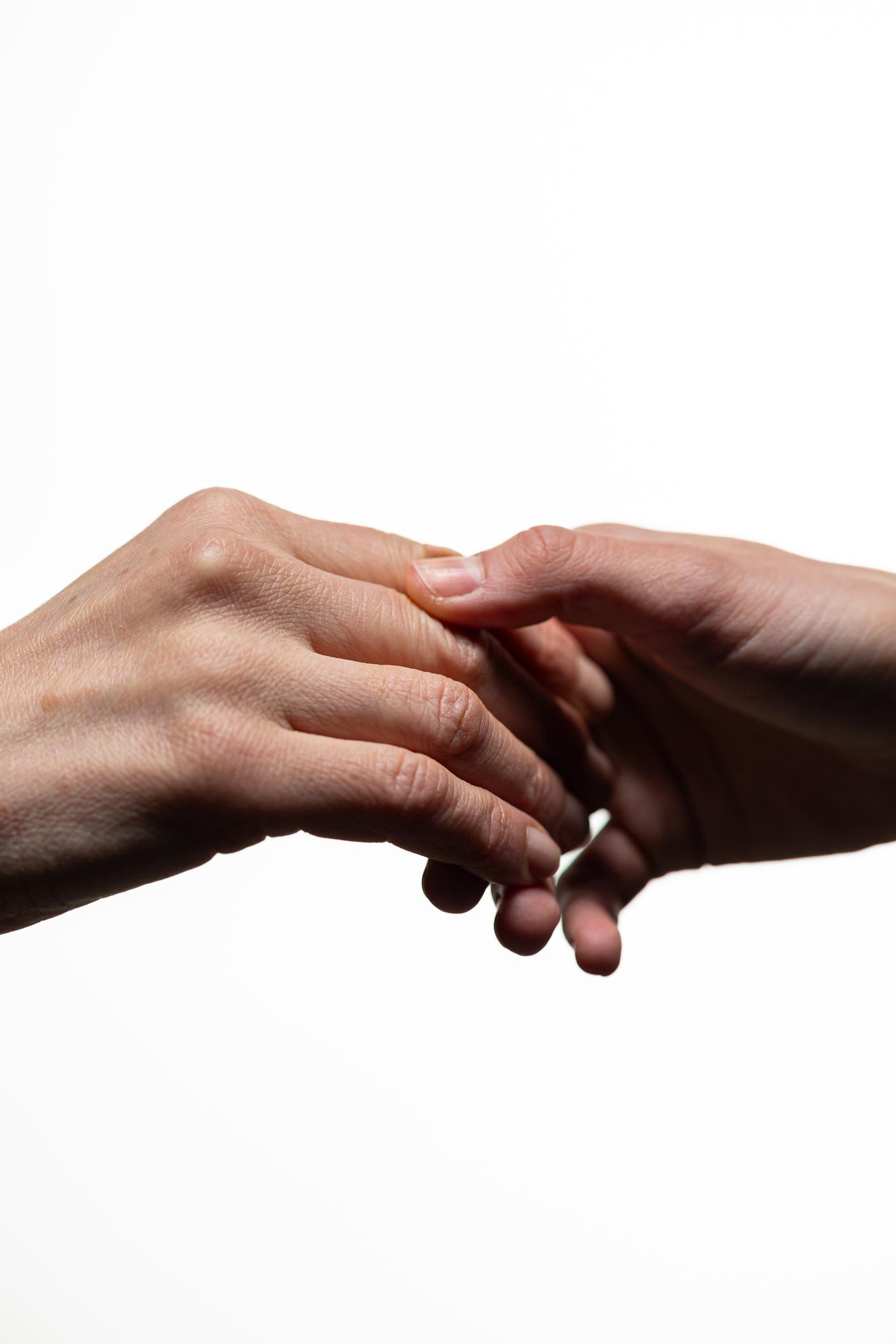 тактильность это потребность в прикосновениях